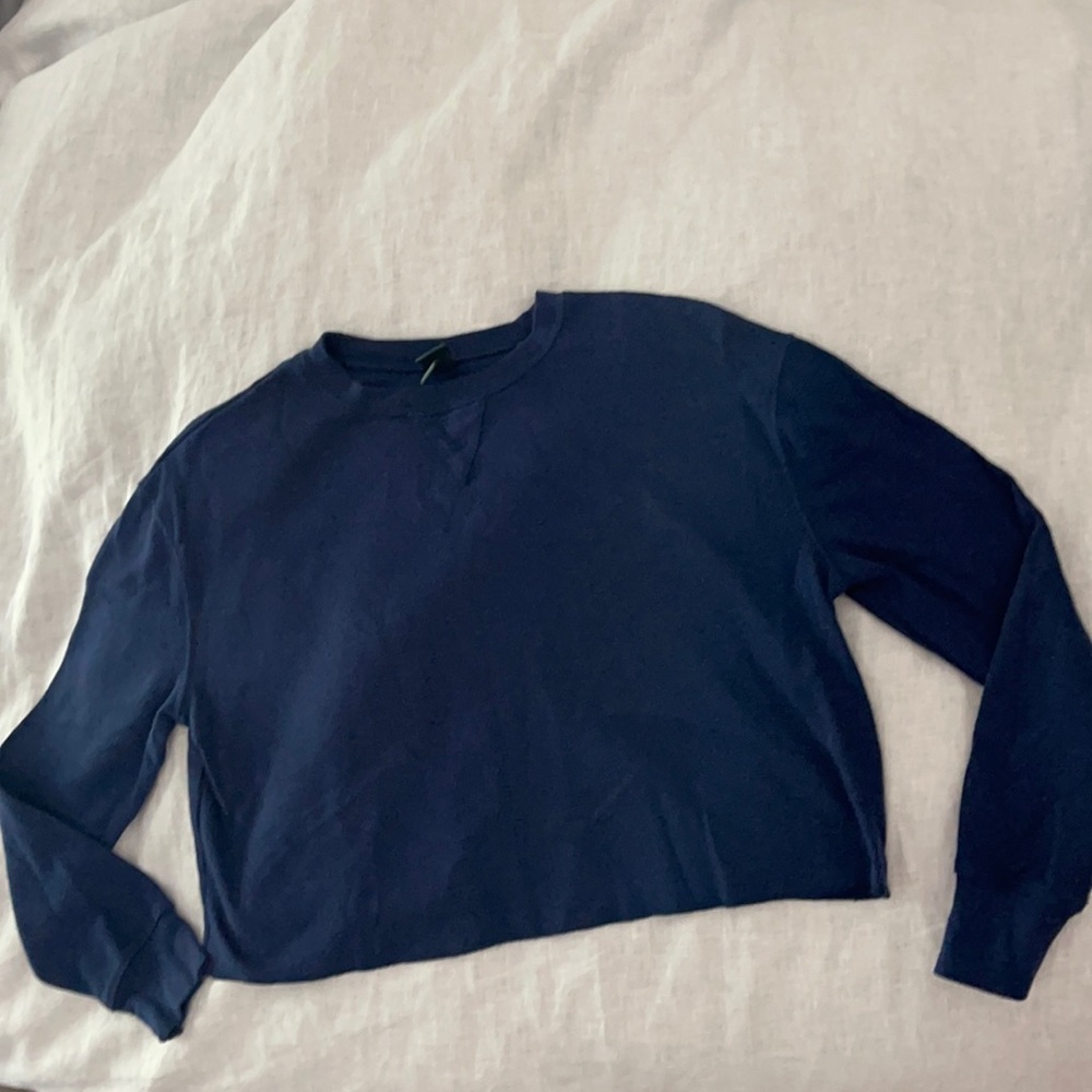$5 add on Dark blue long sleeved crop